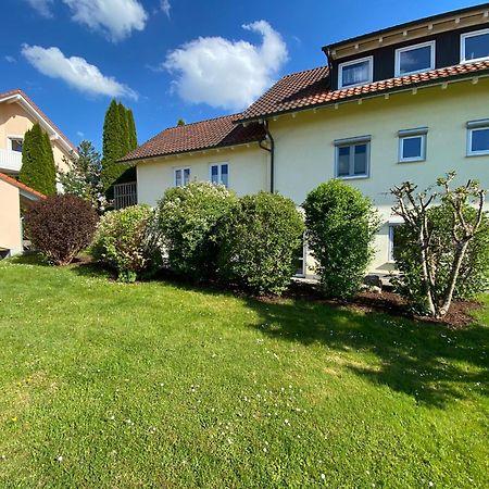 Ferienwohnung Messmer Mit Terrasse Heiligenborn Kültér fotó
